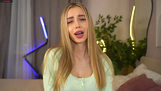  Spring Day  online show from April 2026 08:15:01 AM