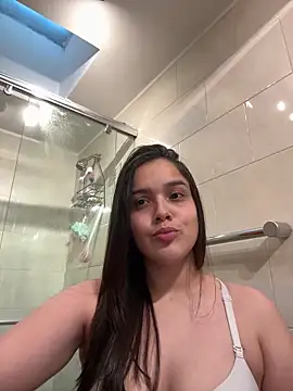 Lana Pearce online show from October 2025 08:51:01 PM