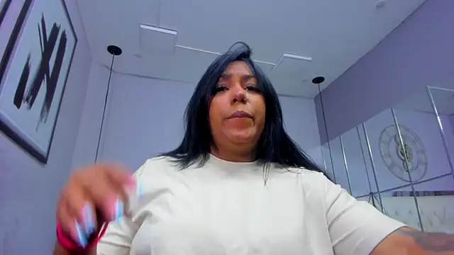 emma purple  online show from October 2025 12:45:01 PM