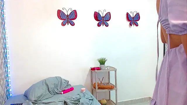 Emilybateee online show from March 2025 07:26:02 PM