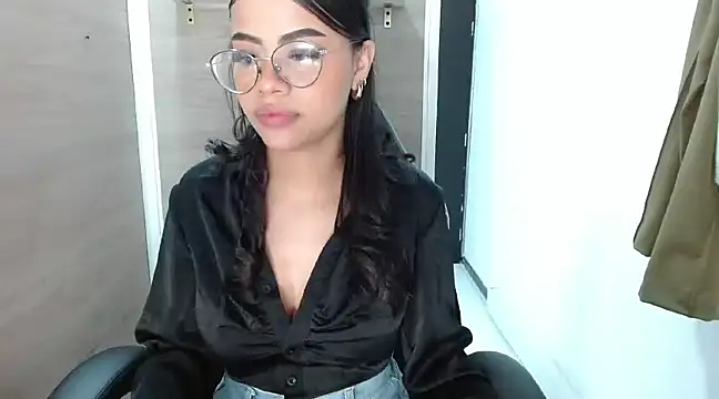 Sussan love01 online show from February 2025 02:16:02 PM