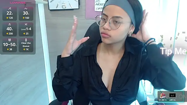 Sussan love01 online show from February 2025 01:49:02 PM