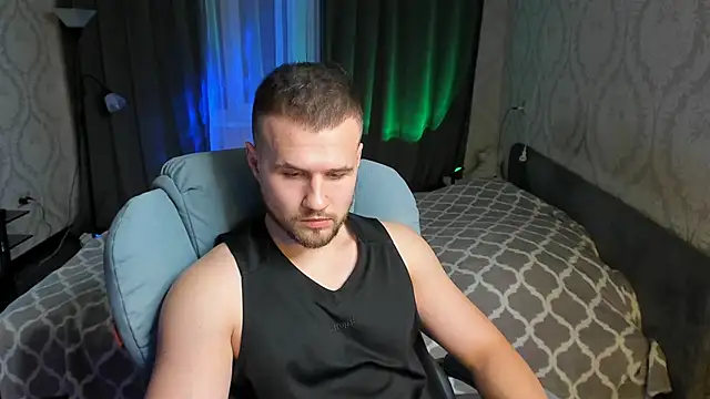 Vladik b online show from March 2025 08:07:02 PM