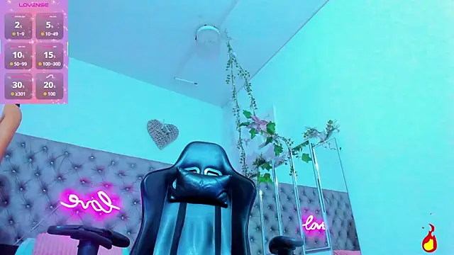 Naomii Viper online show from January 2026 11:04:01 AM