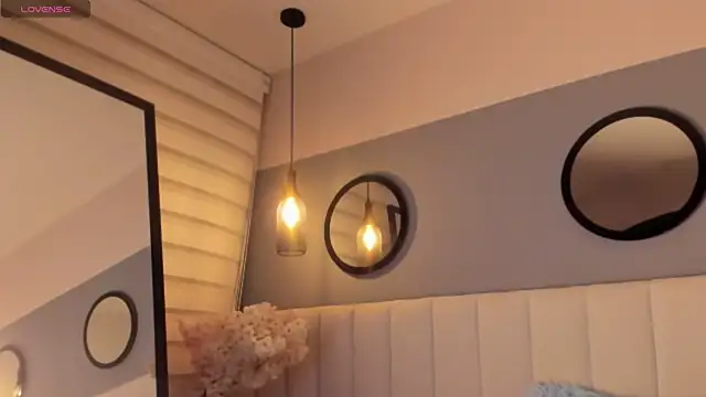 alice lodge online show from October 2025 03:31:02 AM