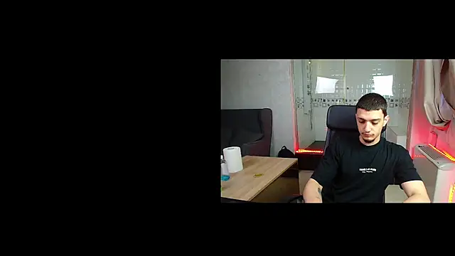 OscarGriffin online show from February 2025 05:24:02 AM