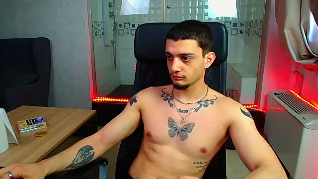 OscarGriffin online show from February 2025 11:33:01 AM