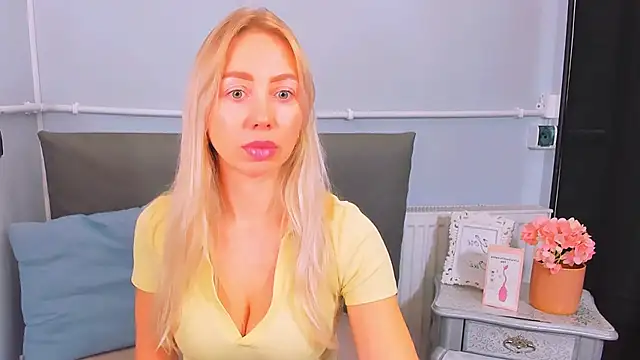 MargaritaRose online show from January 2026 04:23:02 PM