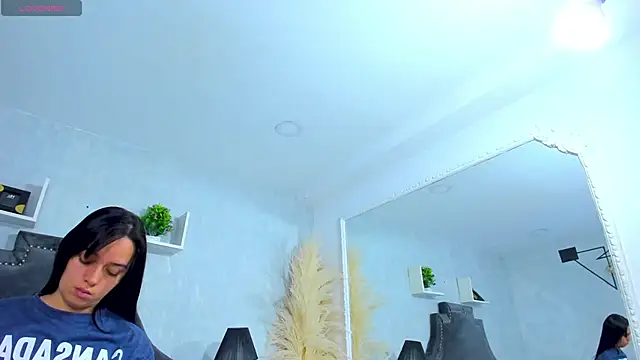 EmiliaRose  online show from December 2025 09:19:02 PM