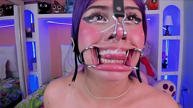 miss   megan online show from February 2026 02:24:01 PM