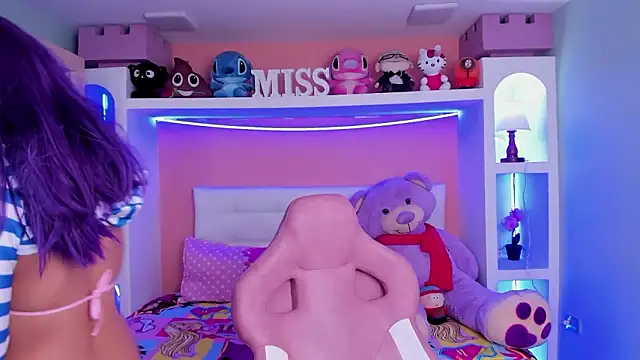 miss   megan online show from March 2026 02:04:01 AM