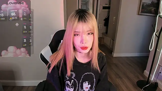 Pakk Minni online show from March 2025 12:11:02 PM