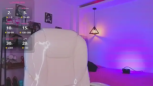 Miller Vanessa  online show from September 2025 08:32:02 PM