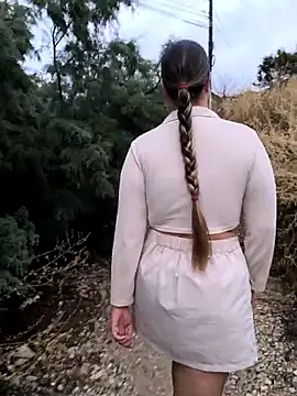 Mona Plus online show from September 2025 06:02:01 AM