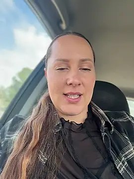 Mona Plus online show from April 2026 07:44:02 AM