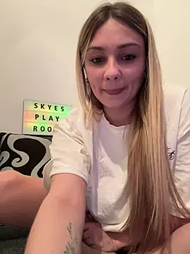 Snapshot of skyemorgan01 chatting on April 2026 07:38:02 PM skyemorgan01 online show from April 2026 07:38:02 PM