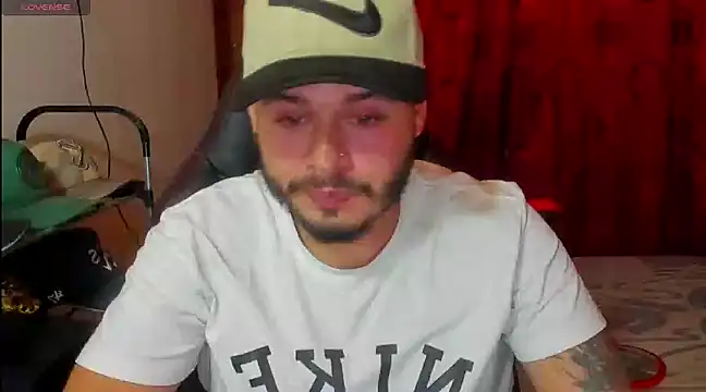 Snapshot of ragnar_lothbrok777 chatting on March 2025 01:48:02 AM ragnar lothbrok777 online show from March 2025 01:48:02 AM