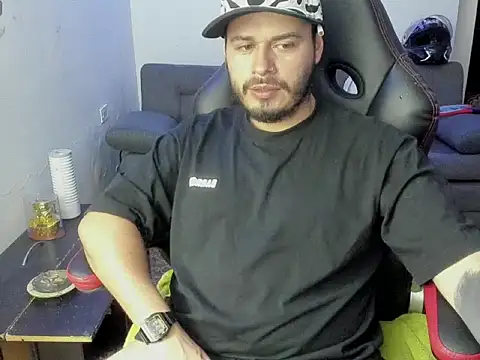 ragnar lothbrok777 online show from April 2026 03:40:02 AM