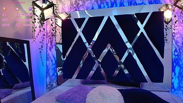 charlotte bluee online show from September 2025 06:57:01 PM