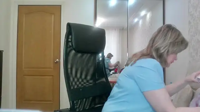 Victoria secrets  online show from April 2026 04:50:02 AM