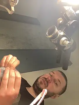 DorianJeday online show from November 2025 08:48:02 AM