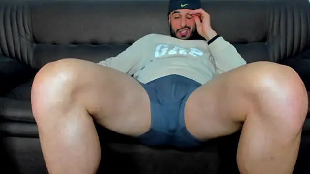 Snapshot of sexyhotmusclesforyou1 chatting on March 2025 04:08:02 AM sexyhotmusclesforyou1 online show from March 2025 04:08:02 AM