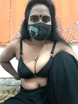 Snapshot of Mitila-3232 chatting on February 2025 03:37:01 AM Mitila-3232 online show from February 2025 03:37:01 AM