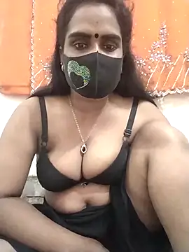 Snapshot of Mitila-3232 chatting on February 2025 09:13:02 AM Mitila-3232 online show from February 2025 09:13:02 AM