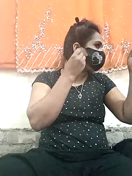 Snapshot of Mitila-3232 chatting on February 2025 06:47:02 AM Mitila-3232 online show from February 2025 06:47:02 AM