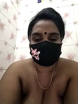 Snapshot of Mitila-3232 chatting on October 2025 12:30:01 AM Mitila-3232 online show from October 2025 12:30:01 AM