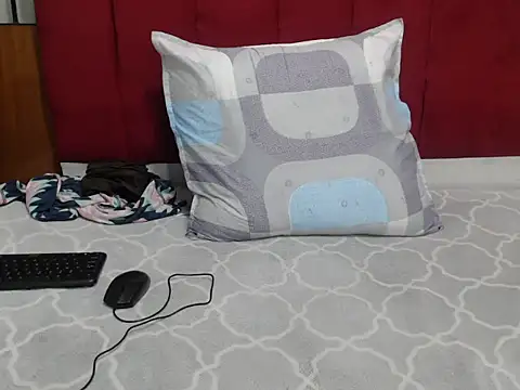 ComeHaveaTask online show from February 2025 12:59:01 PM