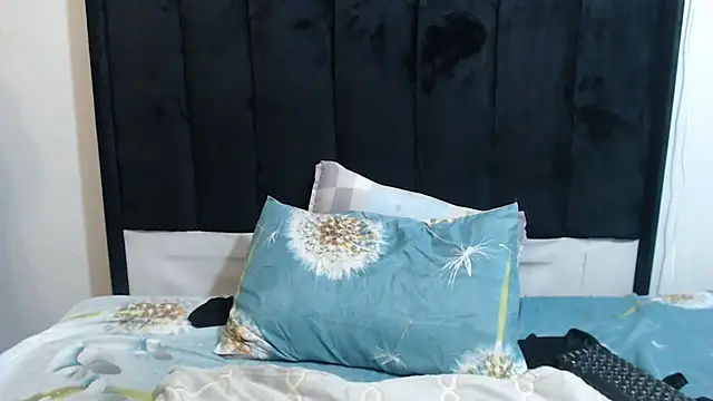 ComeHaveaTask online show from March 2025 09:25:02 PM