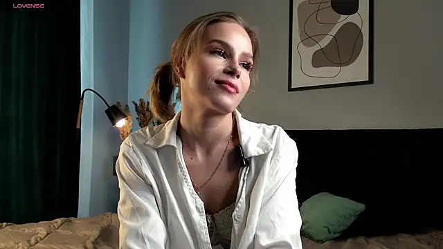 TaiteBayles online show from March 2025 03:04:02 AM