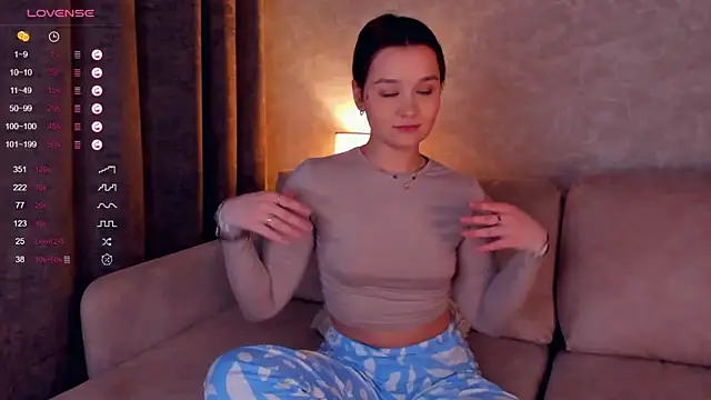 VeronaBlink online show from March 2025 03:09:02 PM