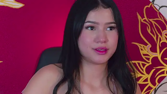 Arii moon online show from February 2025 08:13:02 PM