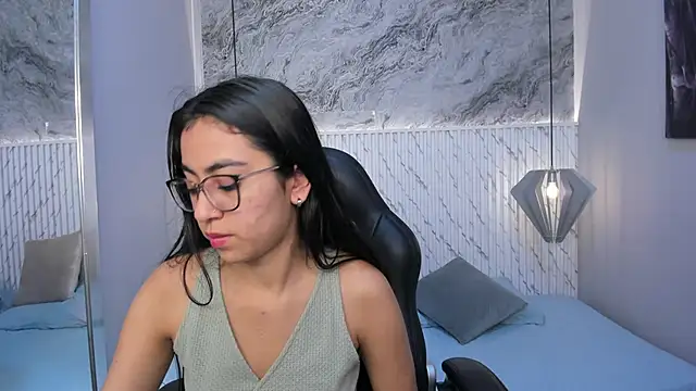 lucelly 15 online show from March 2025 11:38:02 AM