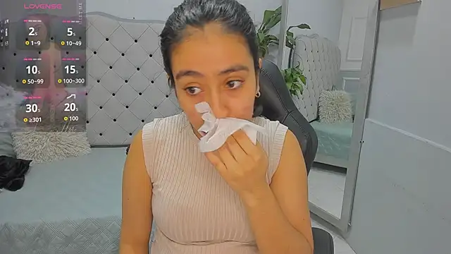 lucelly 15 online show from February 2026 11:44:02 AM