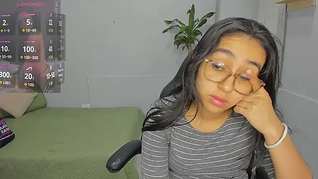 lucelly 15 online show from March 2026 11:39:01 AM