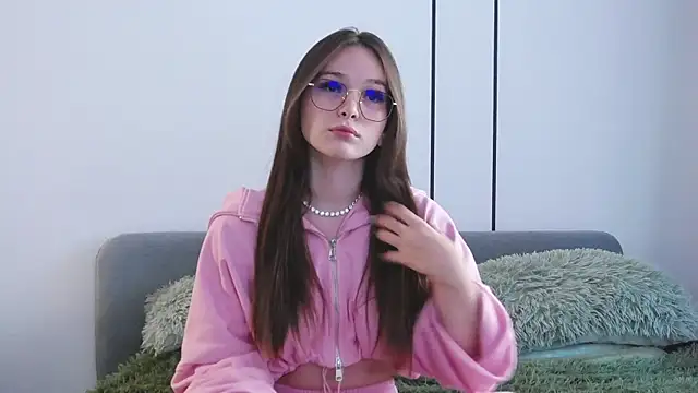 -Amora online show from September 2025 11:21:01 AM