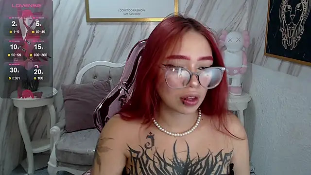 Snapshot of Anni_acker_b chatting on March 2025 08:00:01 PM Anni acker b online show from March 2025 08:00:01 PM