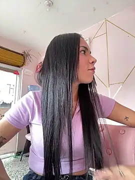 Naatalia online show from March 2025 06:07:01 PM