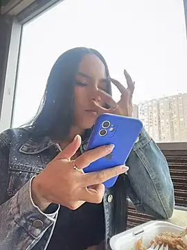 Naatalia online show from April 2026 08:22:01 PM