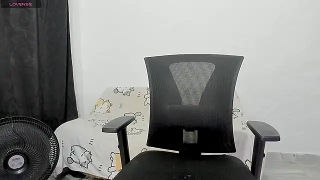 Naoko 7w7 online show from October 2025 10:40:02 PM