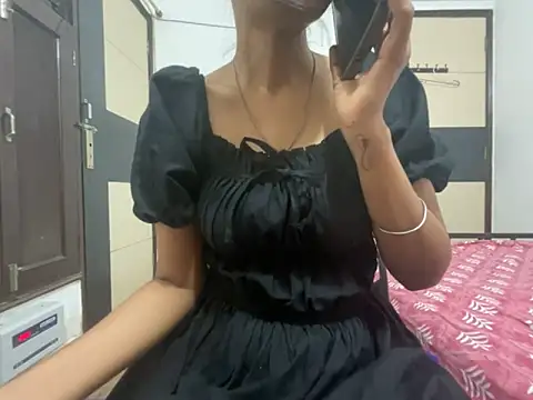 aliya bhatt online show from October 2025 03:33:01 PM