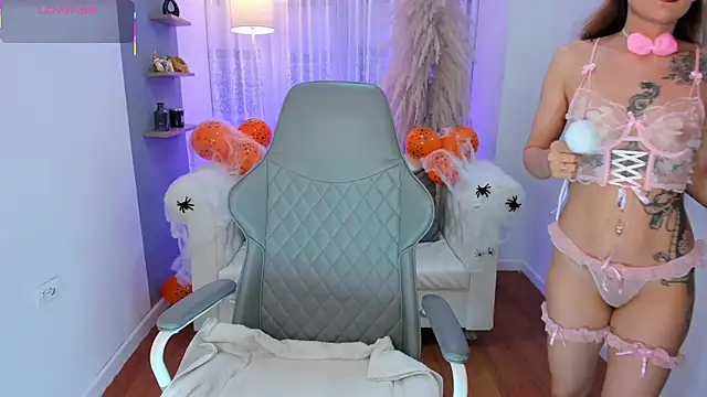 Elizabeth sarmiento online show from October 2025 11:12:02 PM