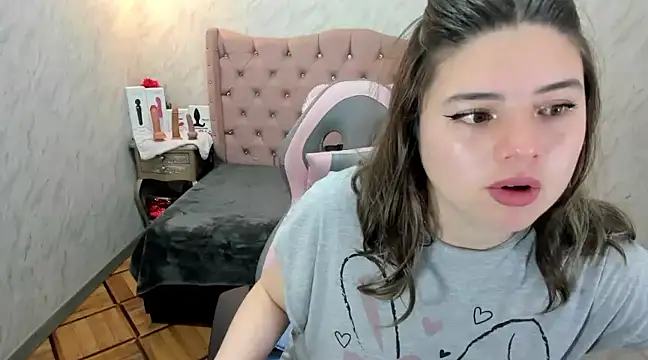Snapshot of Lianngrace chatting on March 2025 01:51:01 PM Lianngrace online show from March 2025 01:51:01 PM