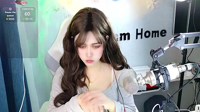 hanhan-baby online show from February 2025 06:48:01 AM