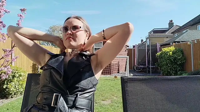 eatmypie69 online show from April 2026 09:26:01 AM