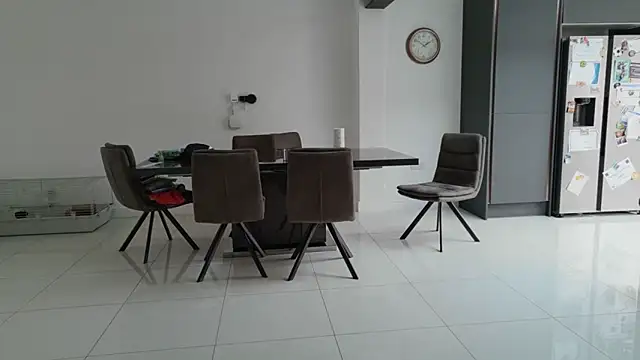eatmypie69 online show from June 2026 09:09:01 AM
