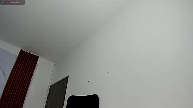 ZahraRose online show from April 2026 08:20:01 PM